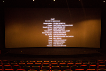 Ezpay(中国)国际党委组织召开《长津湖》观影活动